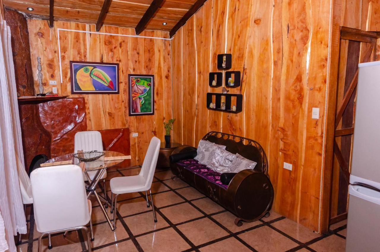 Chalet Lunas Del Poas