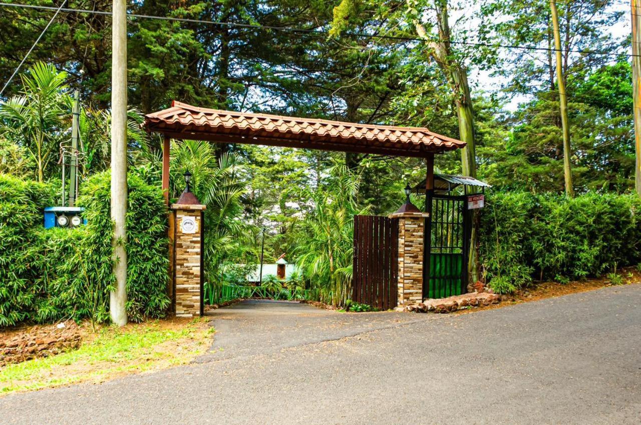 Chalet Lunas Del Poas Bajos del Tigre